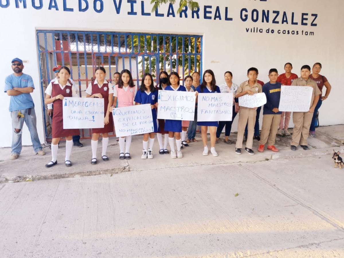 Encuentran Aviadores En Secundaria De Villa De Casas Padres De Familia