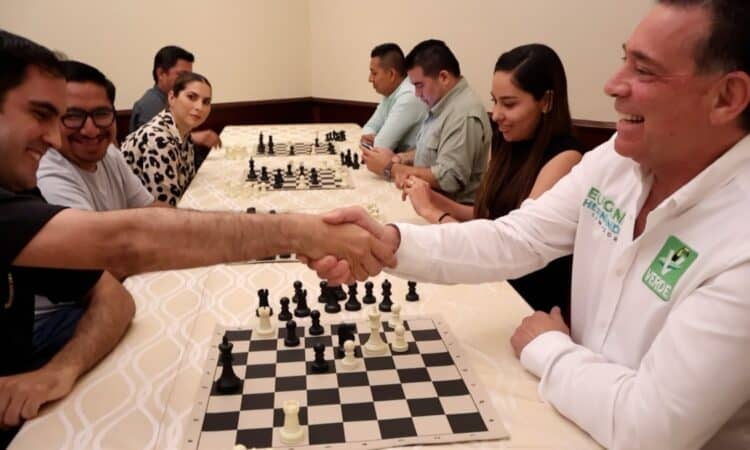 Impulsará “Geño” el ajedrez como estrategia para fortalecer capacidades de los estudiantes