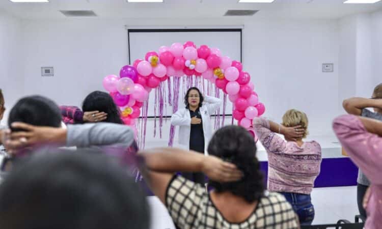 Continúa DIF Tamaulipas apoyando la lucha contra el cáncer de mama