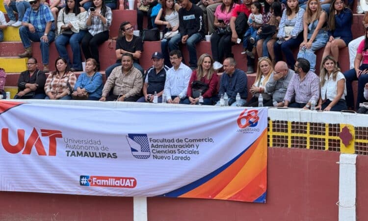 Celebra la UAT 68 aniversario de la Facultad de Comercio Nuevo Laredo