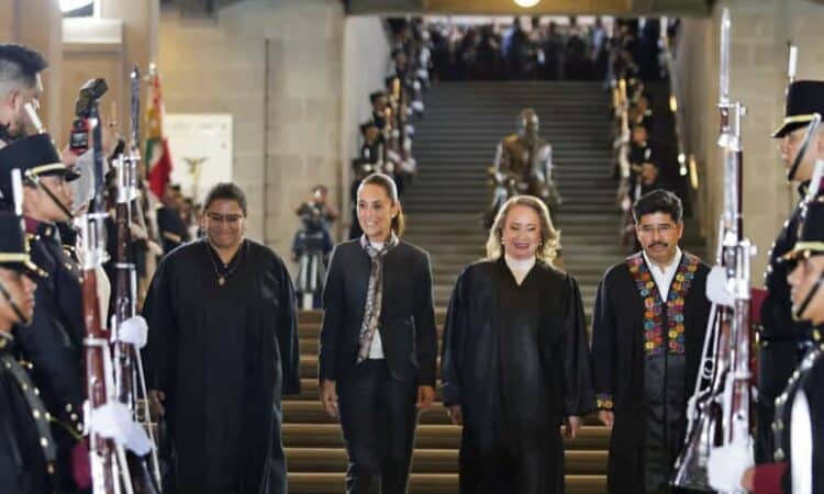Nuevos ministros de la SCJN y personas juzgadoras rinden protesta en el Senado mexicano