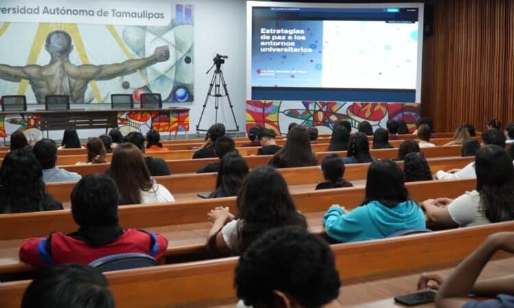 Dictan en la UAT conferencia sobre estrategias de paz en entornos universitarios